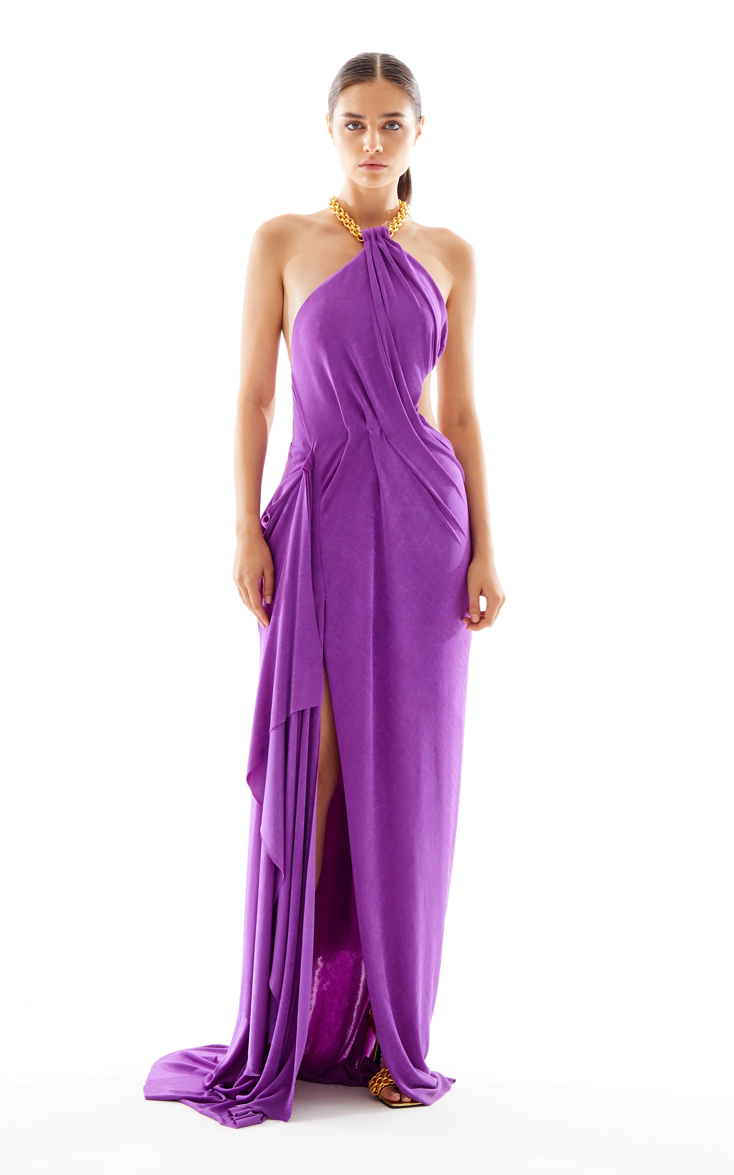 Halter Neck Buzi Maxi Dress with High Slit and Gold Chain  RAISA VANESSA  INT
