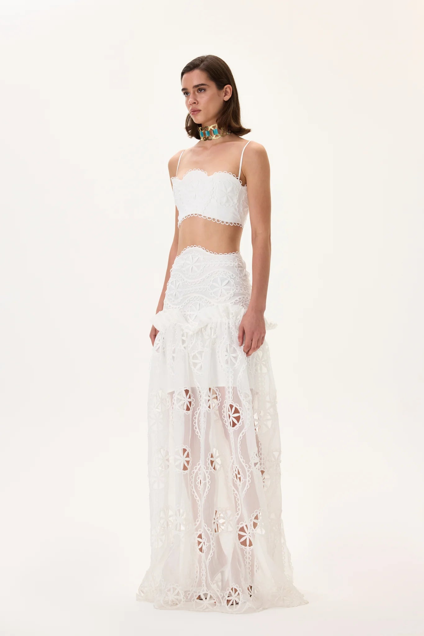 SS26-T-1006-36 raisa_vanessa lace-crop-top-1