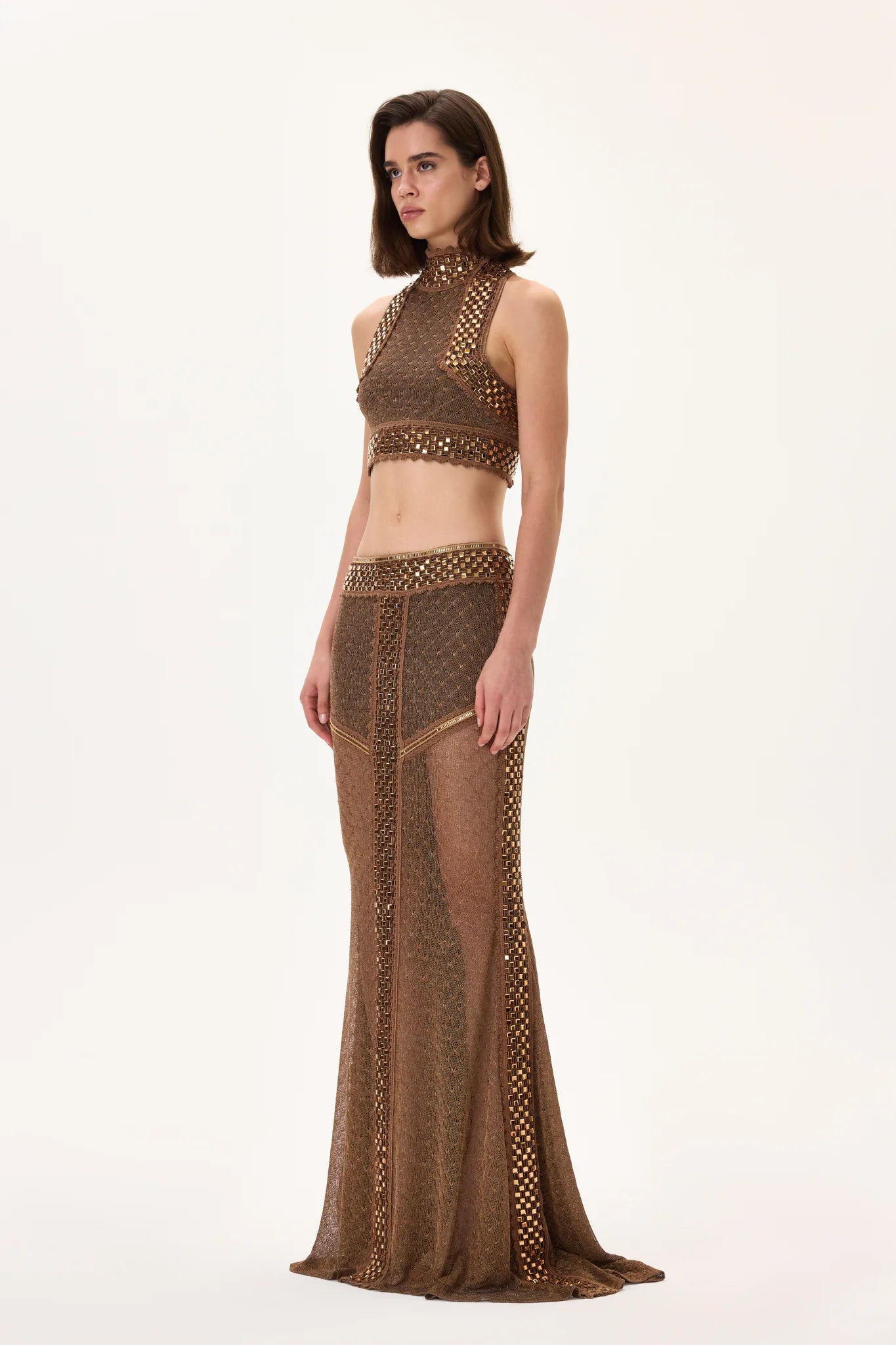 SS26-T-1016-36 raisa_vanessa knitted-crop-top-with-bronze-stone-borderline-and-fully-buttoned-back