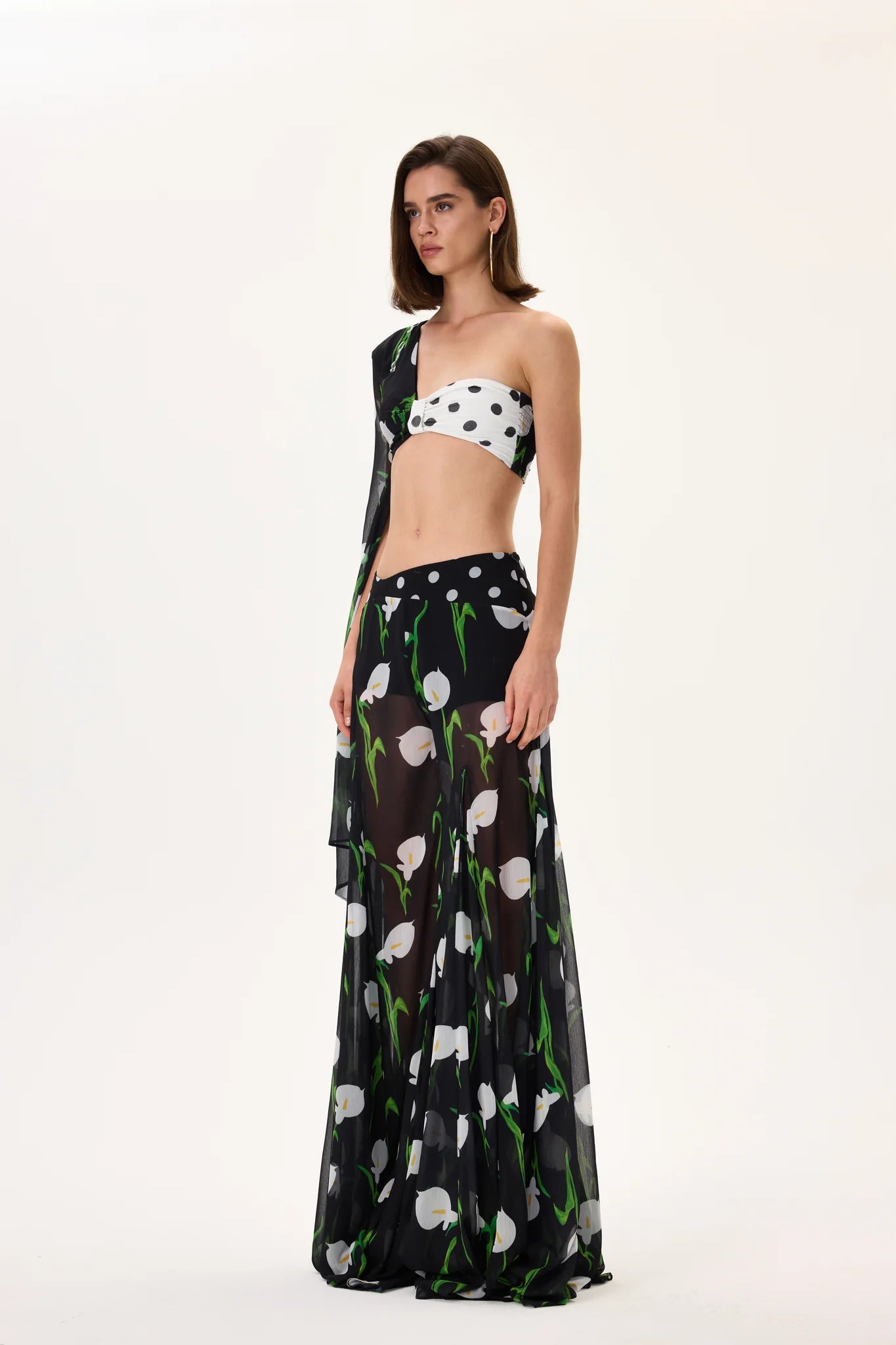 SS26-T-1043-36 raisa_vanessa one-sleeved-half-polka-dot-half-flower-printed-chiffon-top
