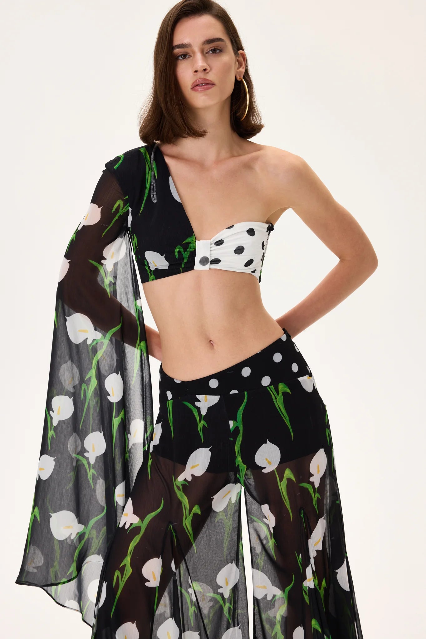 SS26-T-1043-40 raisa_vanessa one-sleeved-half-polka-dot-half-flower-printed-chiffon-top