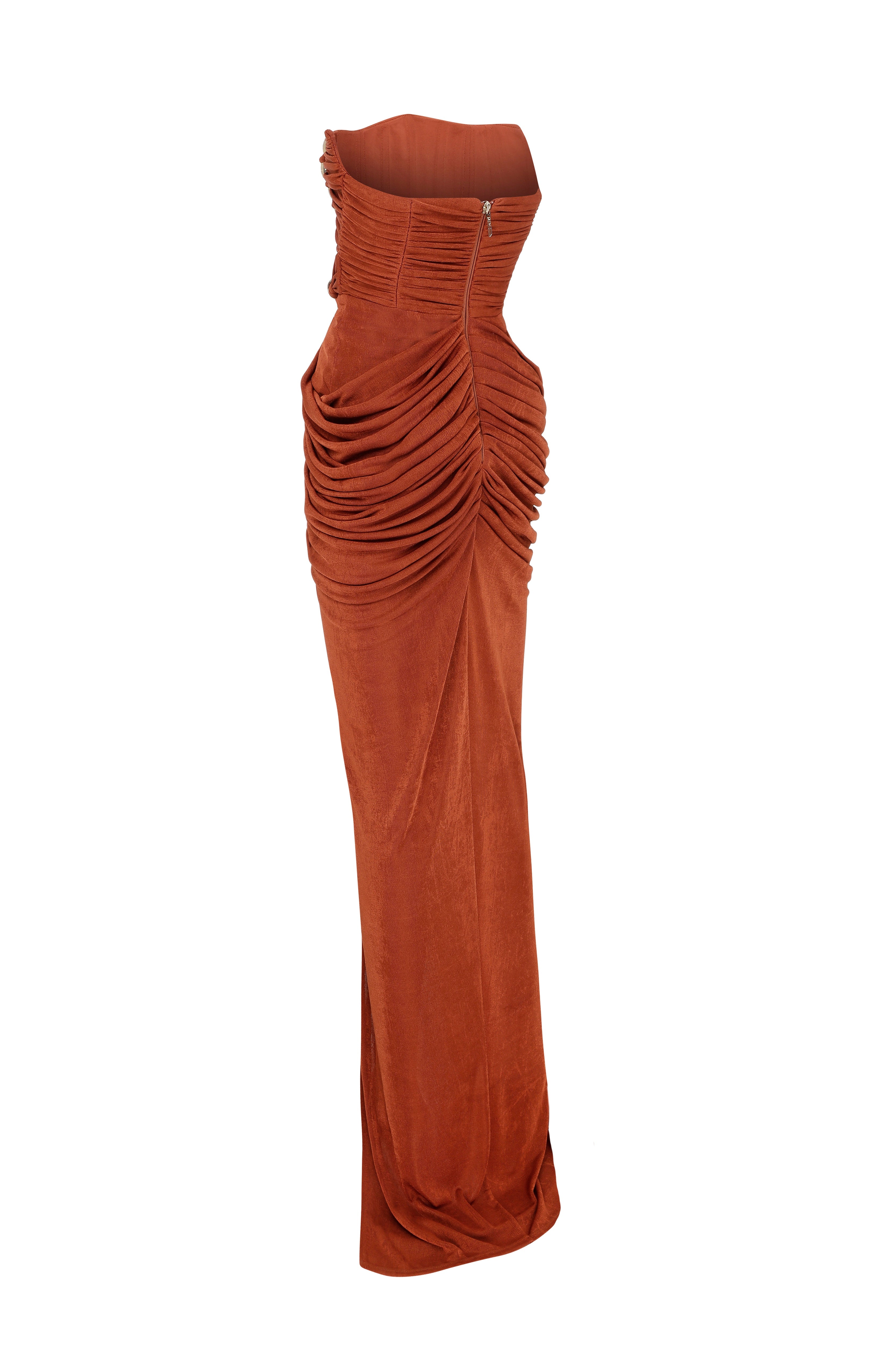 Strapless Terracotta Maxi Dress with High Slit and Gold Accessory Deta RAISA VANESSA INT Strapless Terracotta Maxi Dress with High Slit and Gold Accessory Deta RAISA VANESSA INT